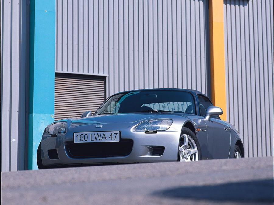 Honda S2000 2000 года  (фото 8 из 27)